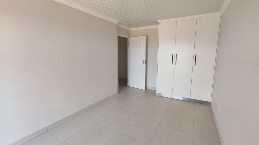 3 Bedroom Property for Sale in Avonddans Western Cape